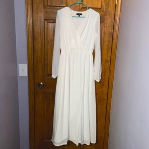 White Maxi Dress•Medium•Lulus